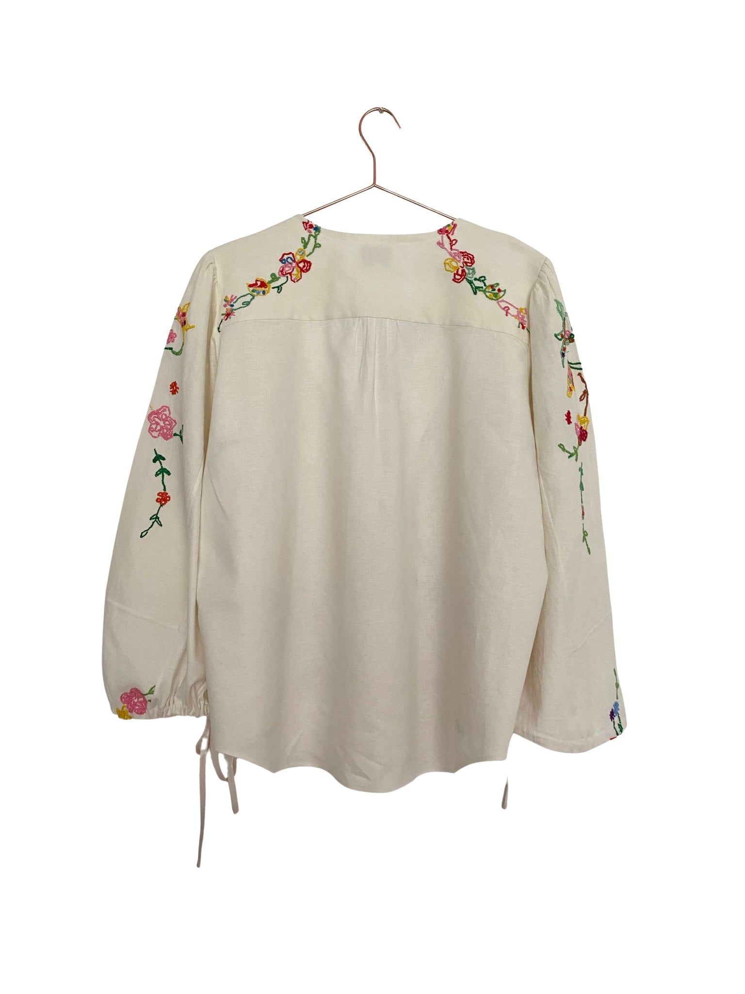Claddagh Blouse Cream with Embroidery M