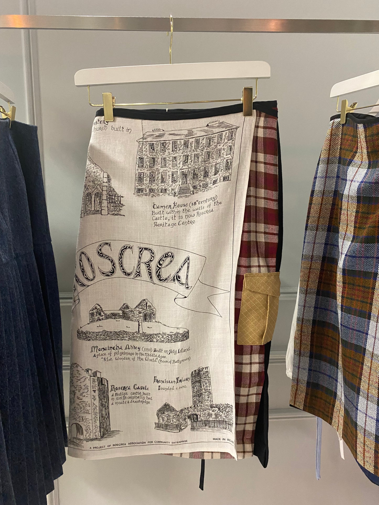 Íde 'Roscrea' Wrap Skirt Red/Black UK 12